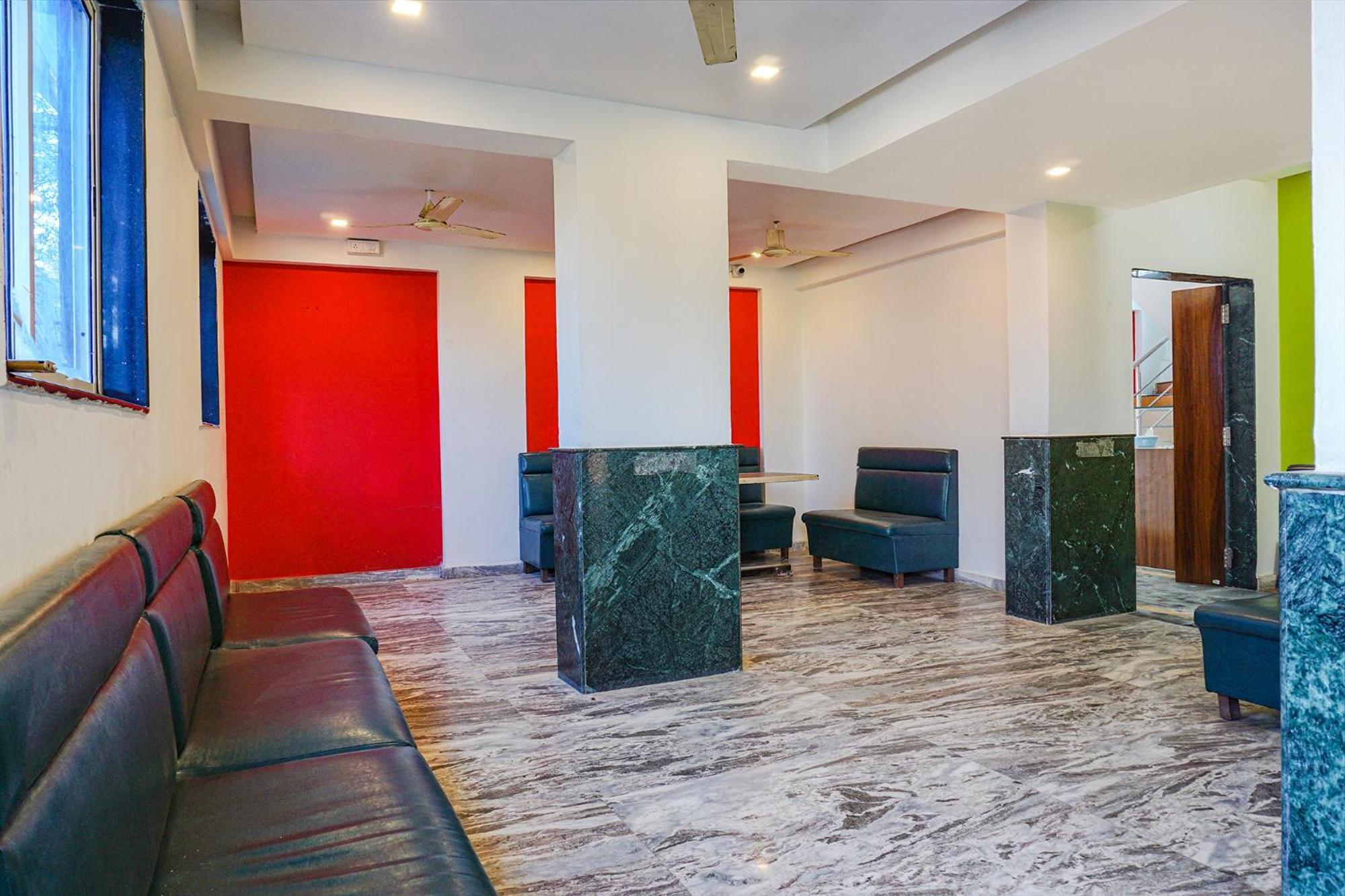 Fabhotel Gokul Lodge Gorhe Khurd Buitenkant foto