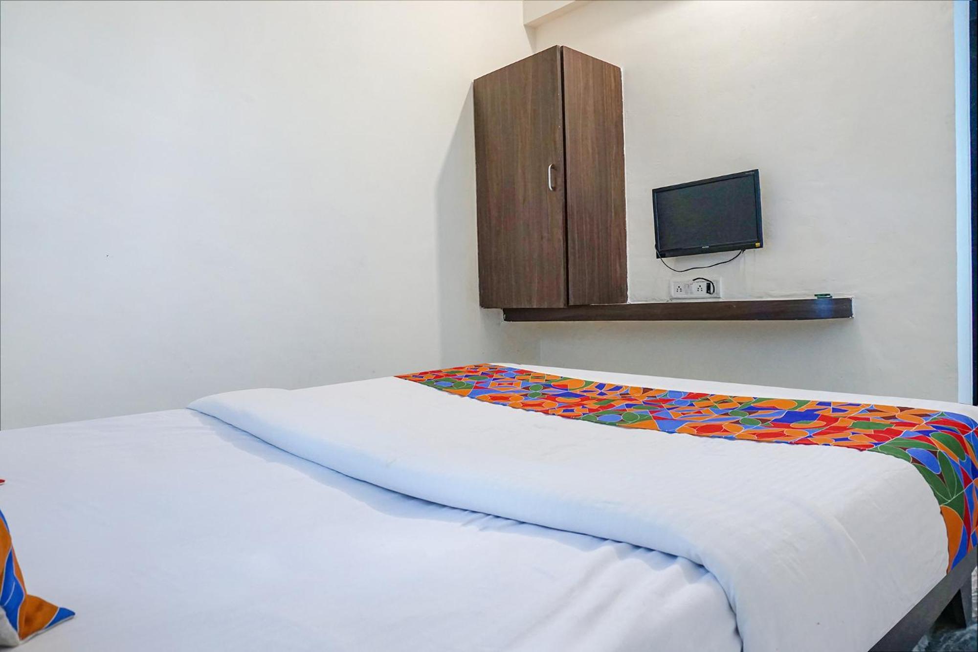 Fabhotel Gokul Lodge Gorhe Khurd Buitenkant foto